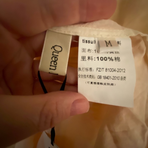 Dress - Picture 7 of 8